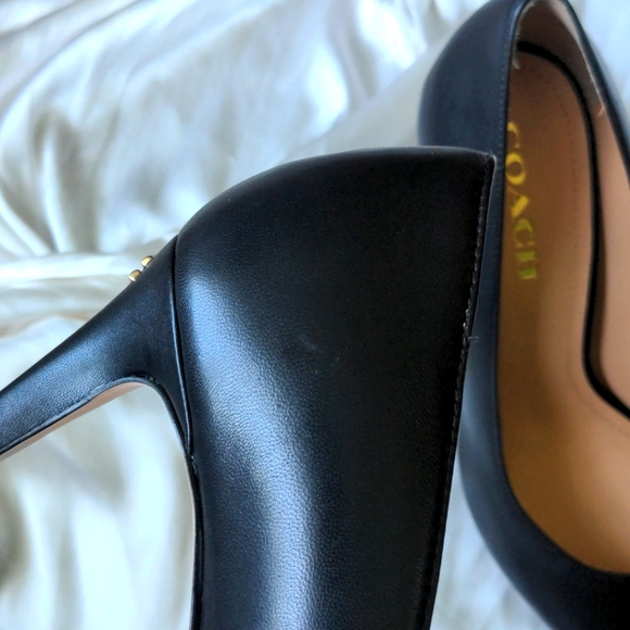 Coach Leather Heels - Picture 6 of 8